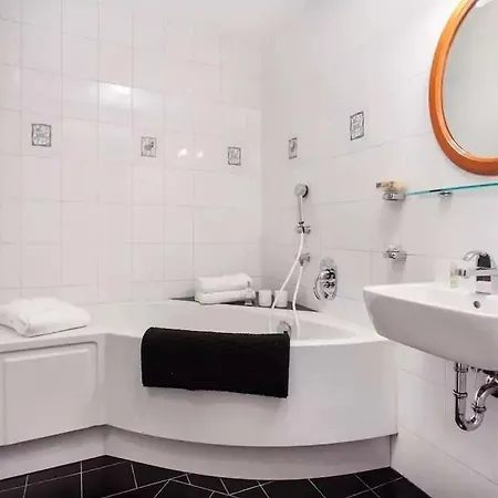 Center Marvel Apartment *